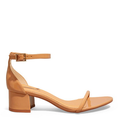 Sandália Salto Bloco Bege Verniz Santa Lolla