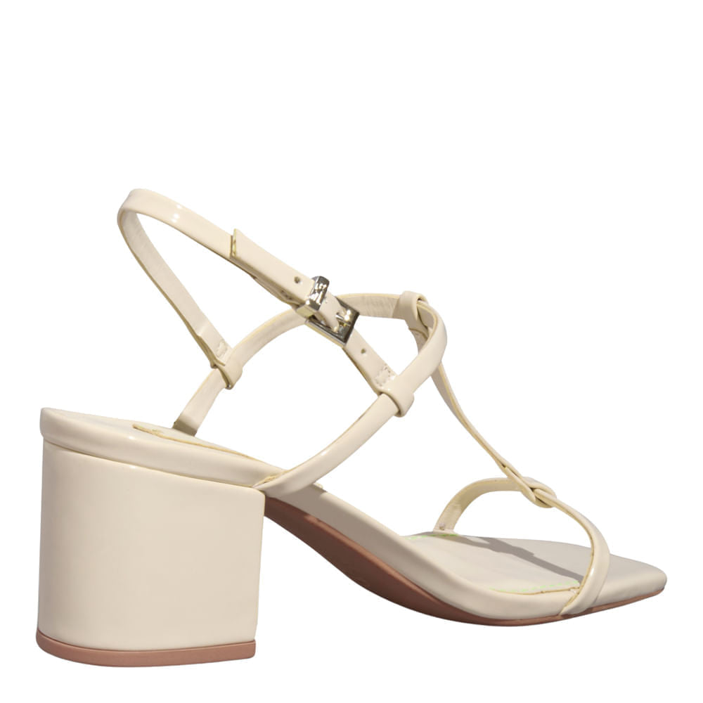 Sandália Salto Bloco Off White Verniz Santa Lolla