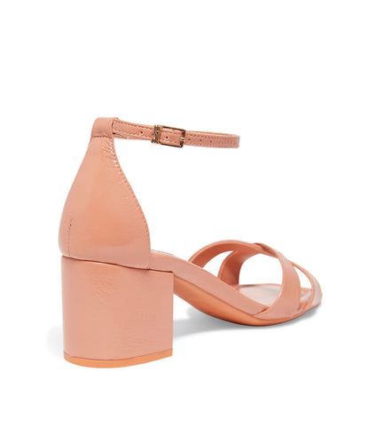 Sandália Santa Lolla Bege Verniz Salto Bloco