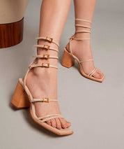 Sandália Santa Lolla Gladiadora Off White Salto Bloco Fachete