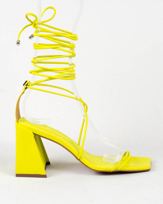 Sandália Santa Lolla Lima Couro Amarração Tiras Salto Grosso