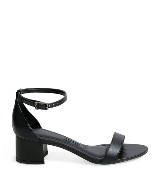 Sandália Santa Lolla Preta Salto Grosso Baixo