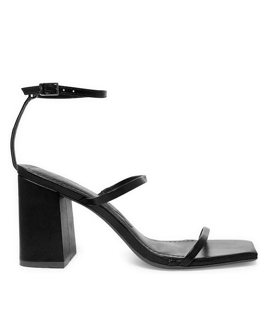 Sandália Santa Lolla Preta Tiras Salto Grosso