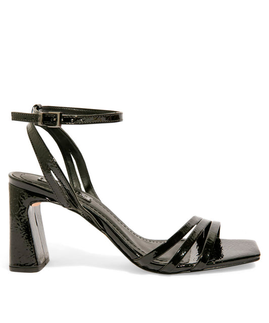 Sandália Santa Lolla Verniz Preta Salto Alto Grosso