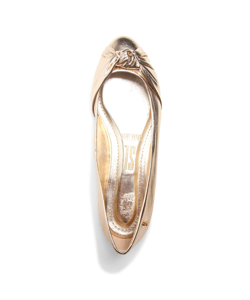 Sapatilha Santa Lolla Metalizada Ouro Light Soft Bico Redondo