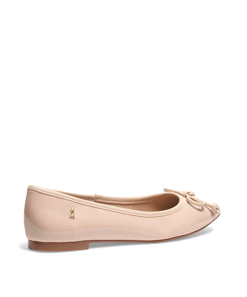 Sapatilha Santa Lolla Nude Verniz Bico Quadrado