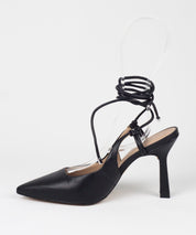 Scarpin Lia Line Preto Bico Fino Amarração - 2013.70384
