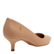 Scarpin Santa Lolla Bege Couro Salto Baixo