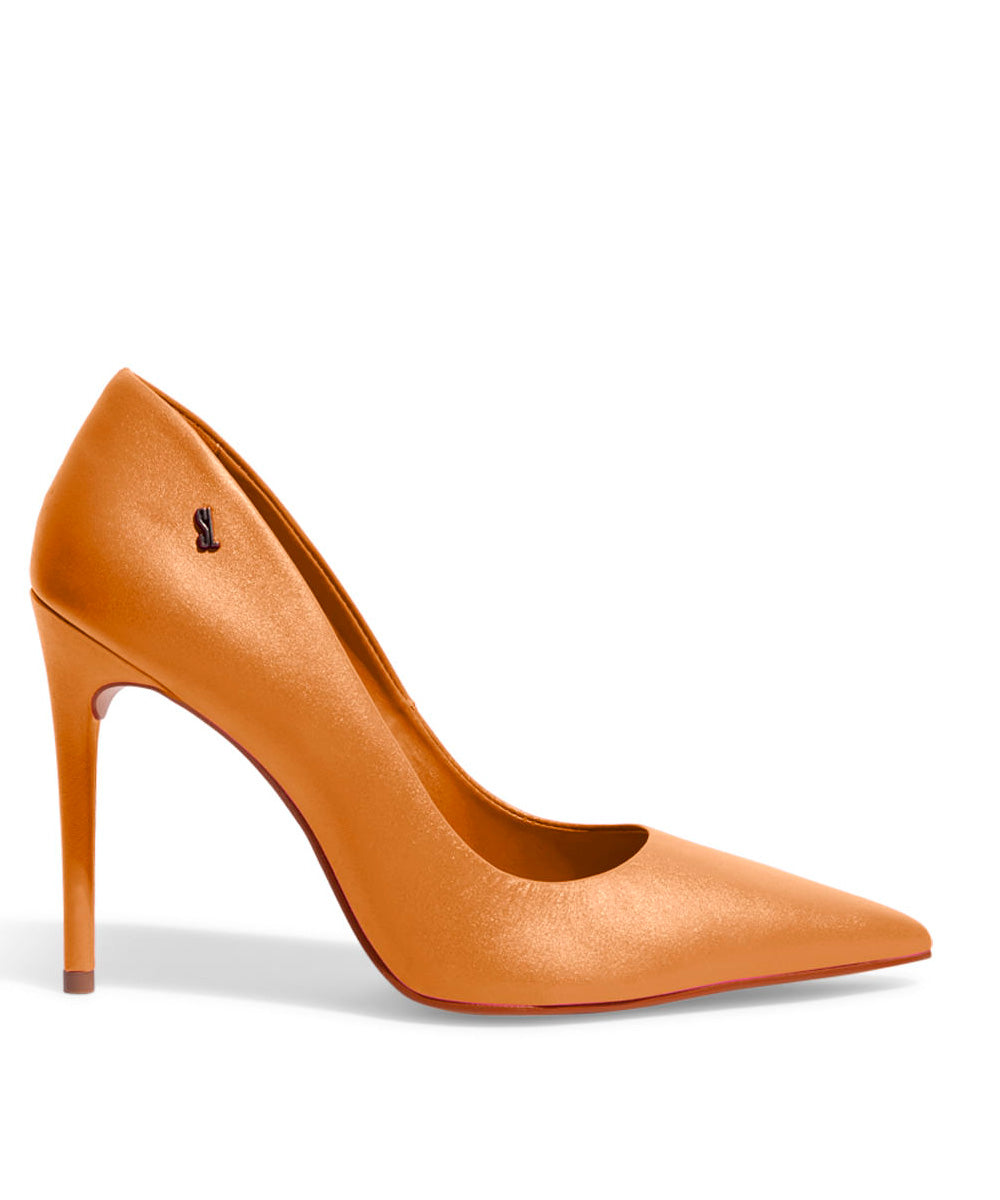 Scarpin Santa Lolla Bico Fino Caramelo