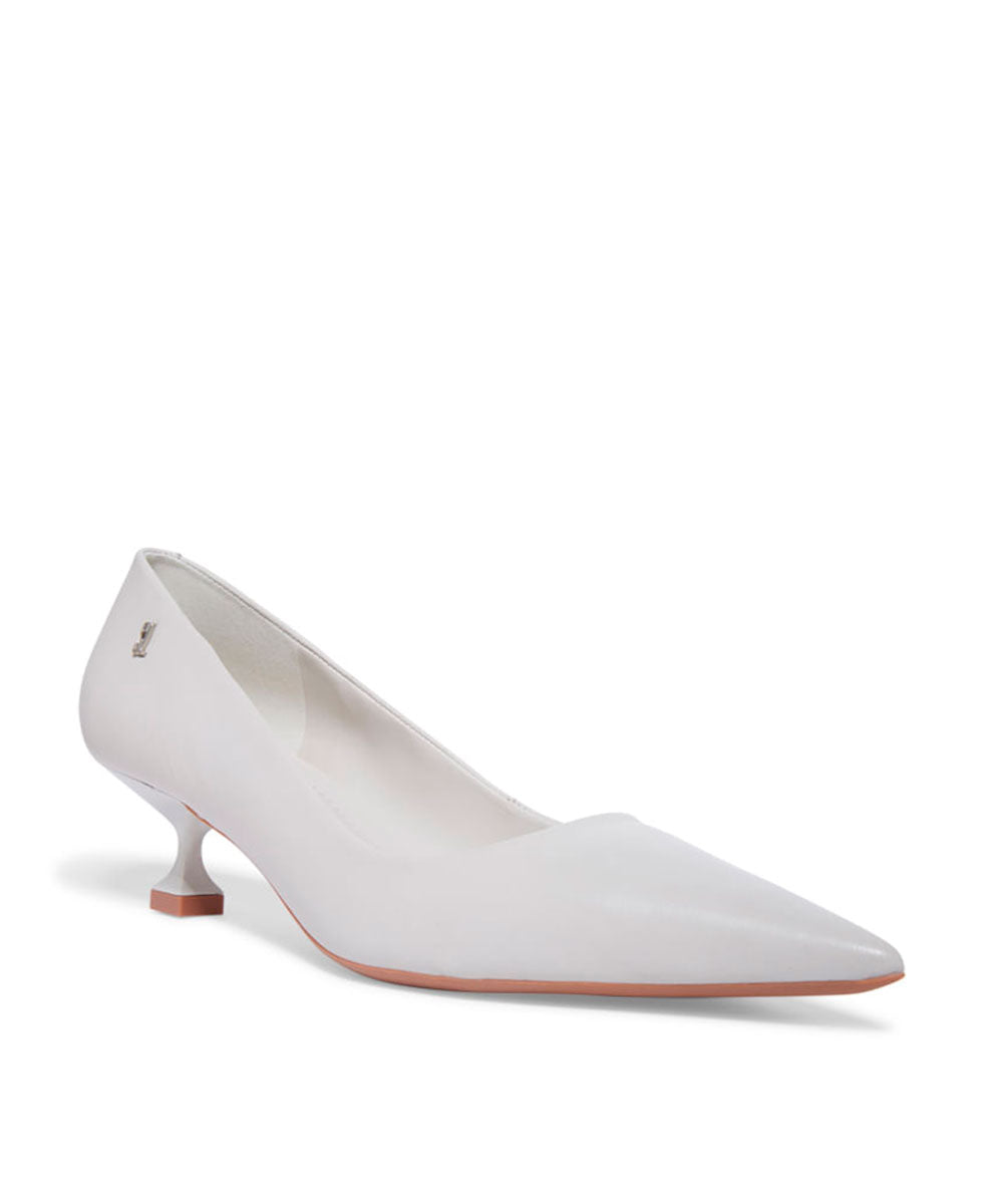Scarpin Santa Lolla Couro Off White Salto Baixo