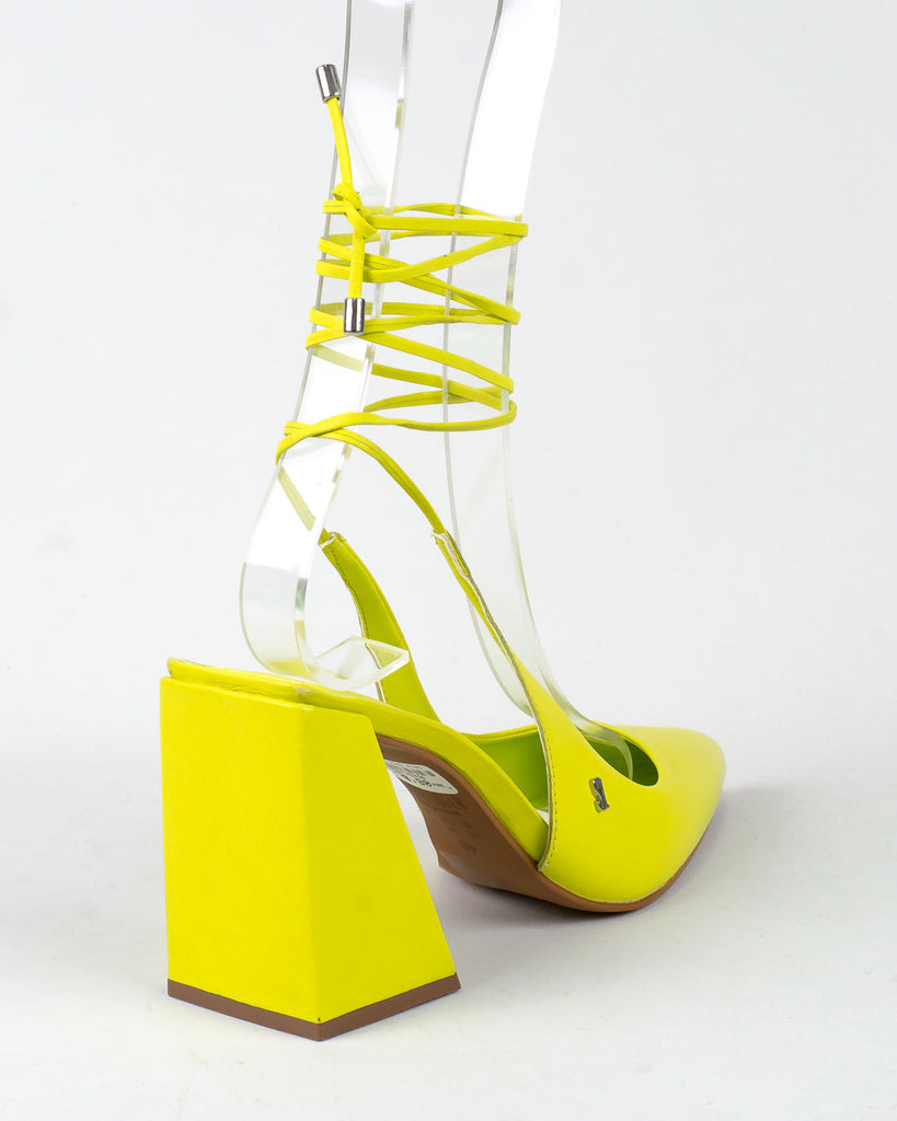 Scarpin Santa Lolla Lima Couro Amarração Salto Grosso