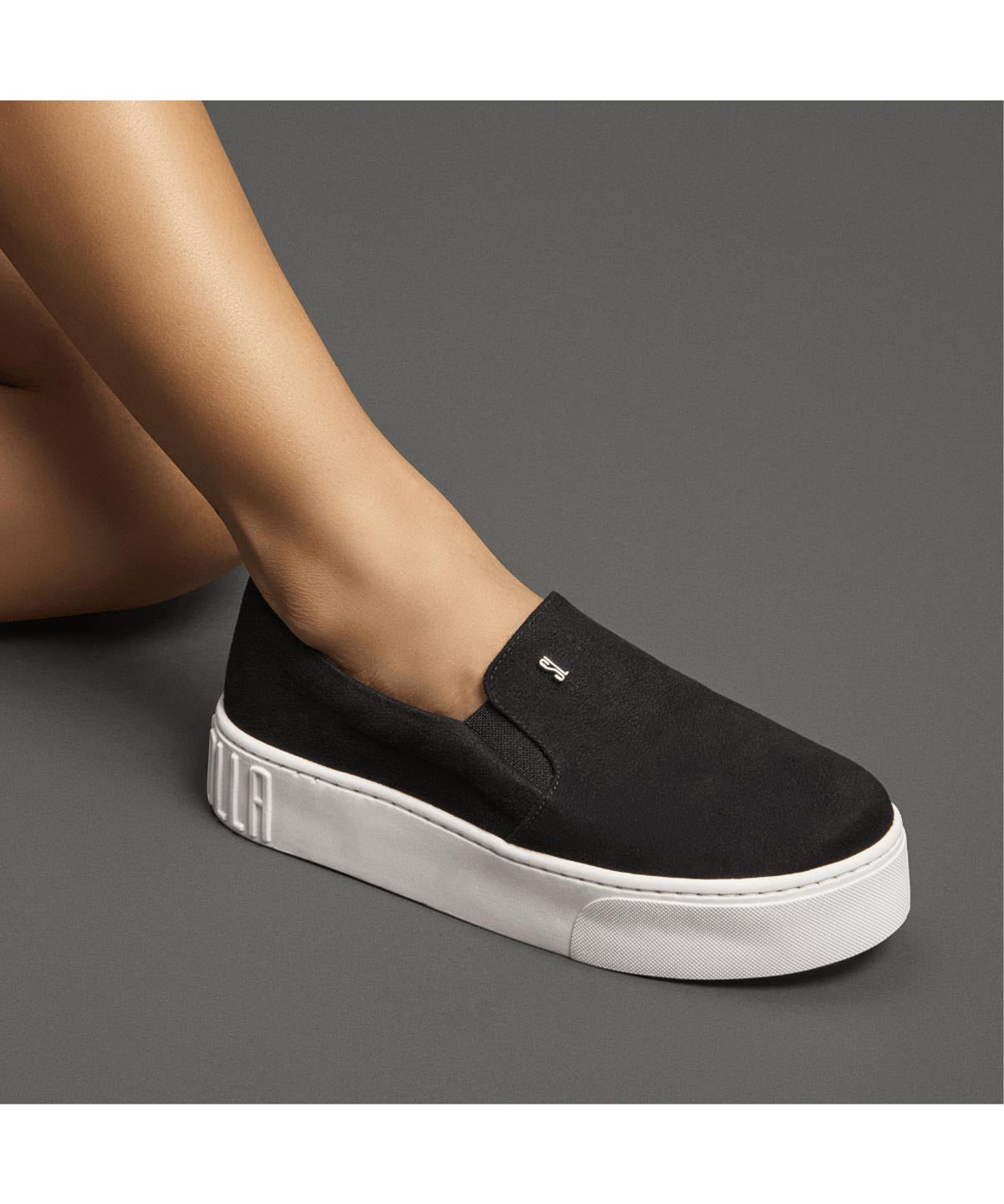 Slip On Santa Lolla Preto Suede Sola Alta