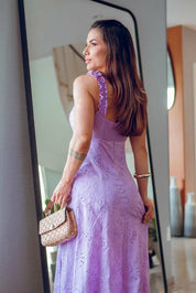 Vestido Midi Frysaide Laise Lavanda Decote